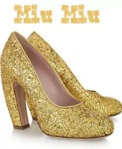 Le scarpe glitterate che illumineranno l’inverno