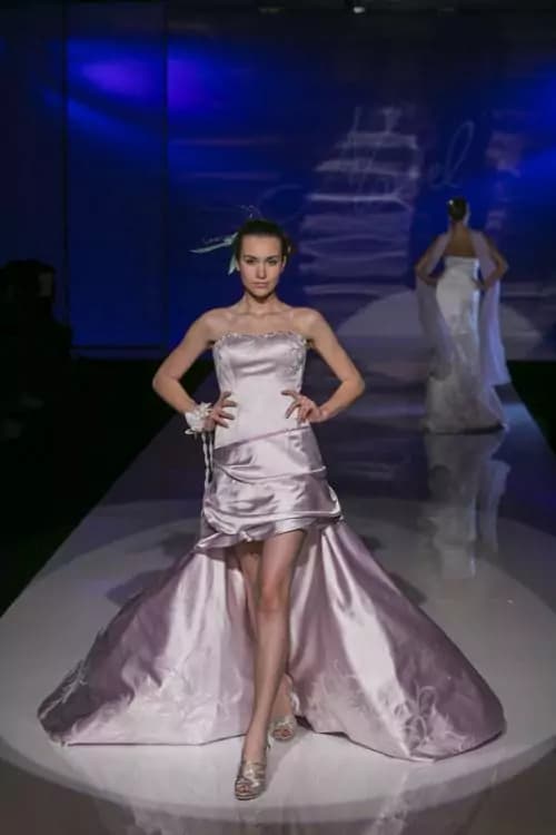 La sposa si tinge di colori