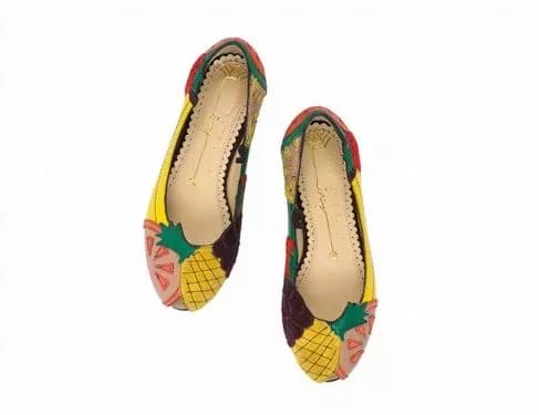 Charlotte Olympia crea Incy, le ballerine per bambina