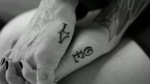 Couple tattoos: ecco i tatuaggi di coppia più belli e romantici