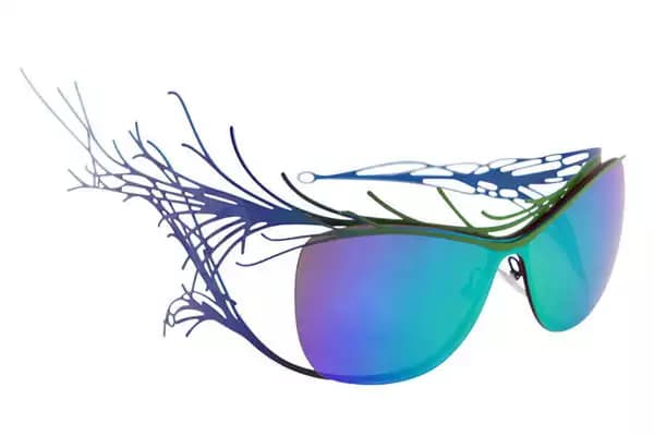 Parasite Eyewear, gli occhiali innovativi che non poggiano sulle orecchie