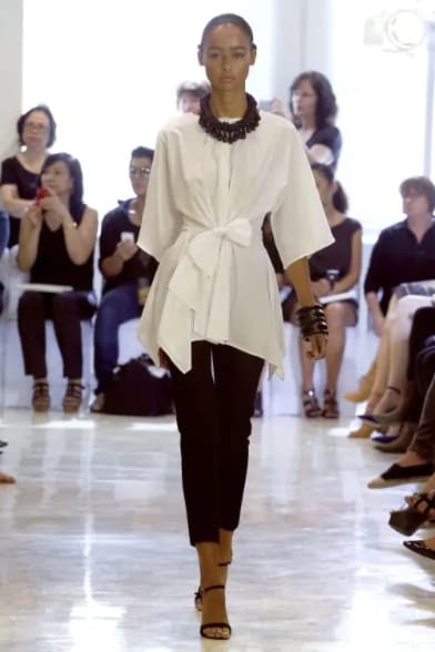 La sfilata di Josie Natori alla settimana della moda di New York