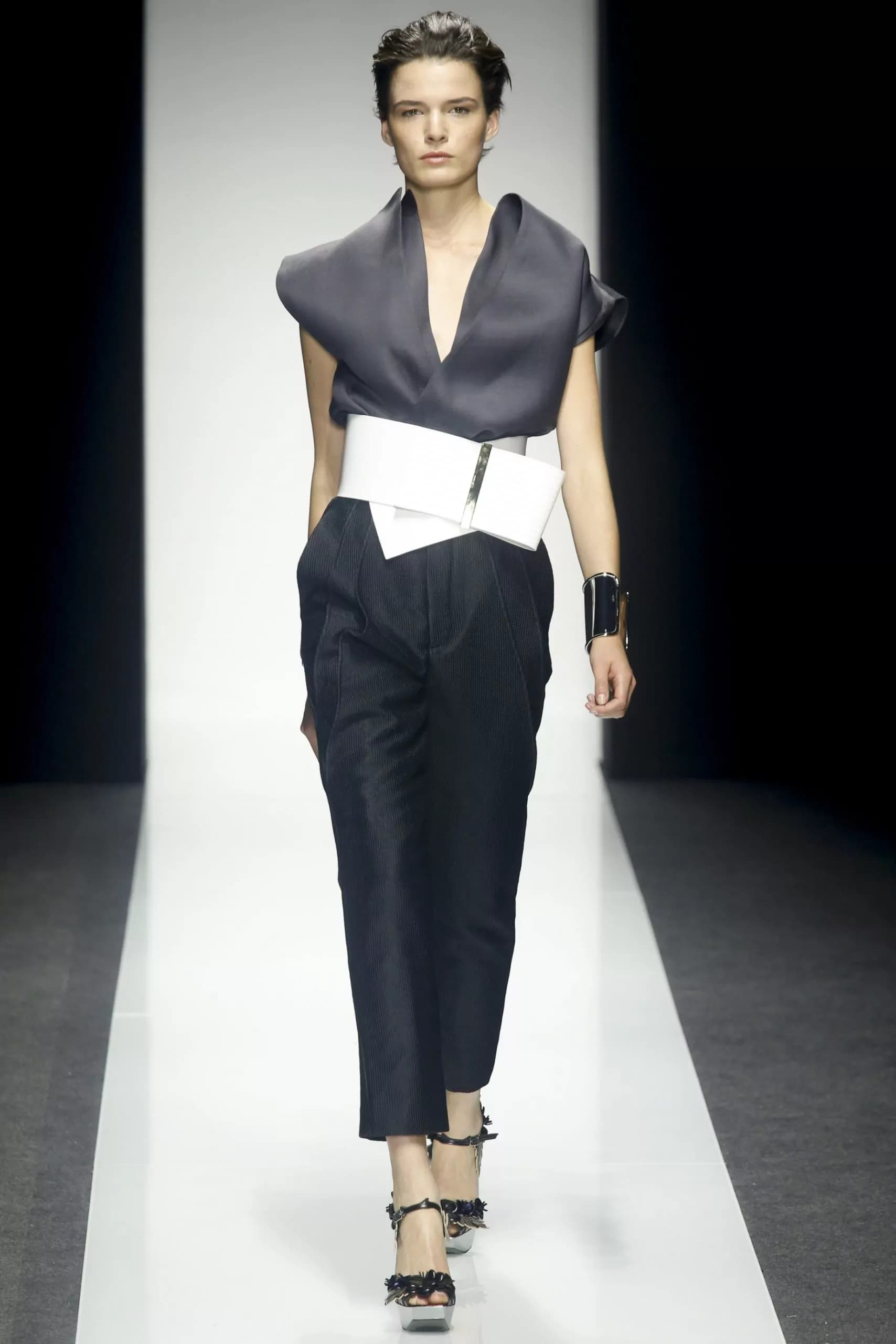 La bellissima collezione donna primavera estate 2014 di Gianfranco Ferré