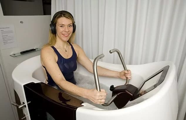 Hydrofit: eliminare la cellulite pedalando dentro una vasca