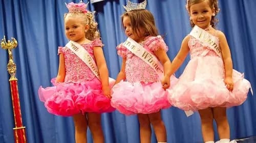 Francia, vietati i concorsi di bellezza alle bambine con meno di 16 anni