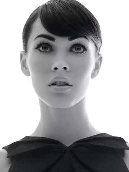 Megan Fox bellissima negli scatti per Allure (FOTO)