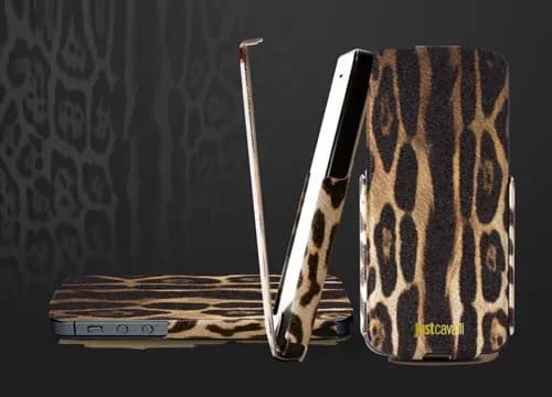 Just Cavalli e PURO presentano la nuova collezione di cover per smartphone