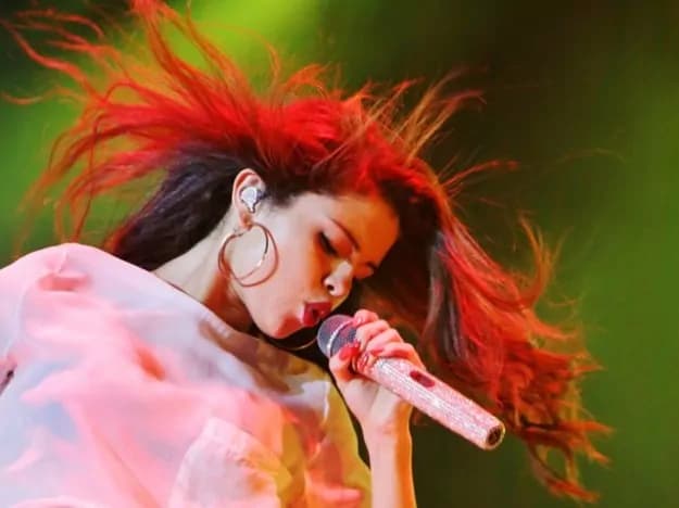 Selena Gomez a Milano per la prima ed unica tappa italiana del tour (FOTO)