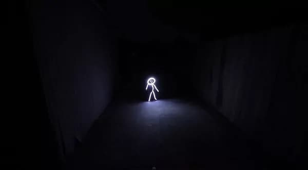 Halloween, papà crea per la figlia un costume con luci LED [VIDEO]