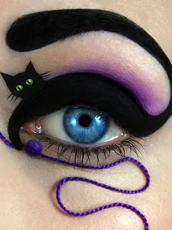 Occhi di gatto di nome e di fatto! Il makeup per Halloween