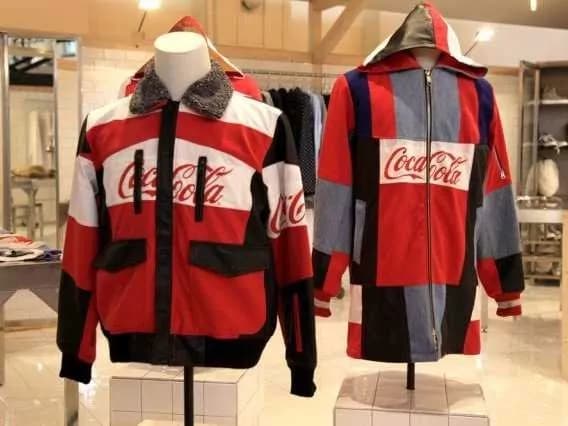 Coca Cola lancia linea di abbigliamento vintage [FOTO]