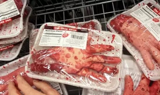 Il negozio che vende mani mozzate [FOTO]