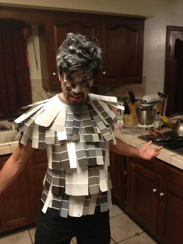 Cinquanta sfumature di grigio, il costume per Halloween [FOTO]