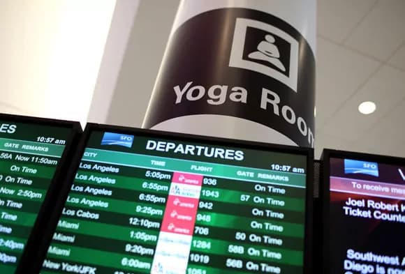 Una sala Yoga all’aeroporto di San Francisco (FOTO)