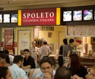 Nei ristoranti Spoleto “Le donne belle non pagano” (VIDEO)