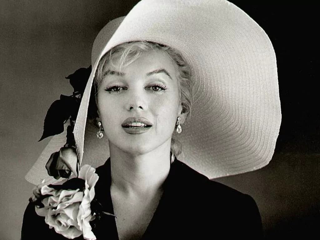 Marilyn Monroe per la prima volta testimonial per Chanel N°5