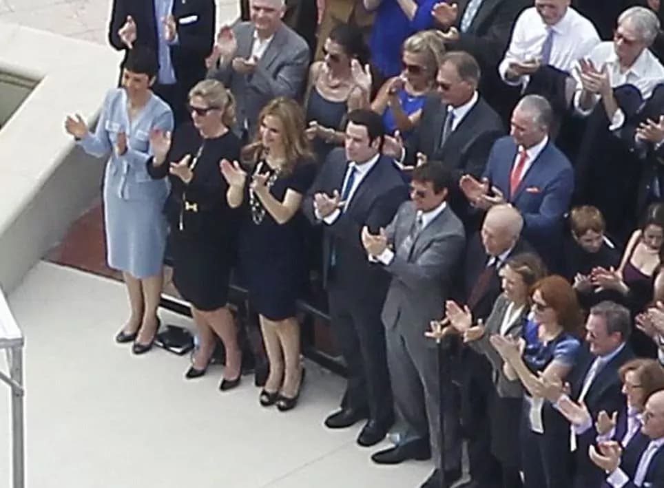 Tom Cruise e John Travolta all’inaugurazione della nuova cattedrale di Scientology [FOTO]