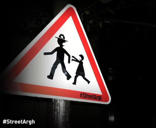 Come sarebbero i segnali stradali se The Walking Dead fosse reale [FOTO]