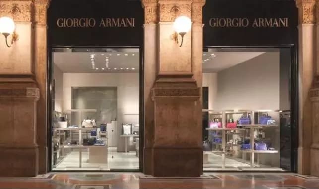 Nuovo store Armani Accessori in Galleri aVittorio Emanuele II a Milano