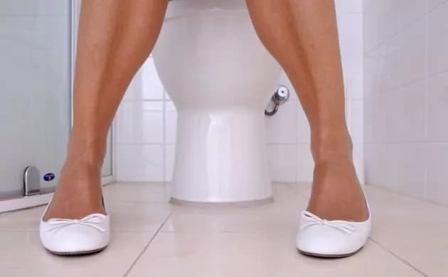 Stitichezza: come eliminare questo fastidioso problema con rimedi naturali e corretto stile di vita