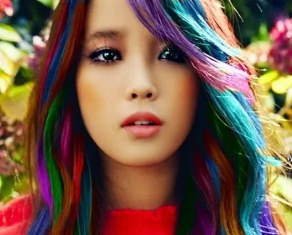 Capelli arcobaleno: la moda dell’inverno 2013-14
