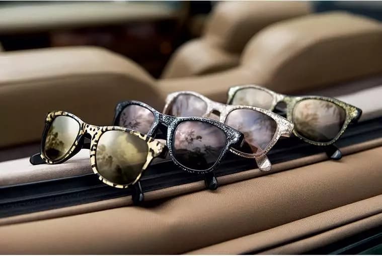 Carrera by Jimmy Choo: la nuova capsule collection di occhiali da sole
