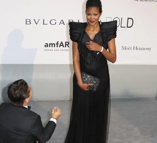 Sorpresa per Denny Mendez: al Galà di amfAR la proposta di matrimonio [FOTO]