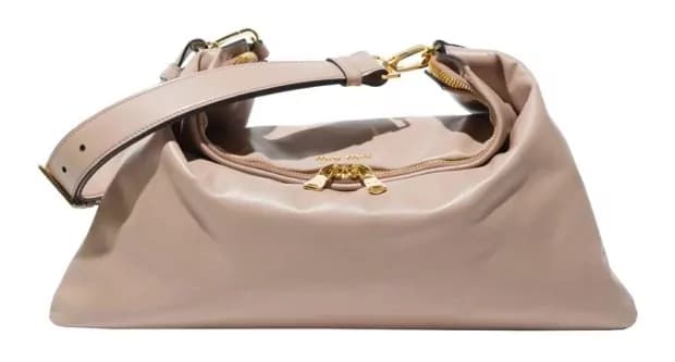 La Cloud Bag di Miu Miu