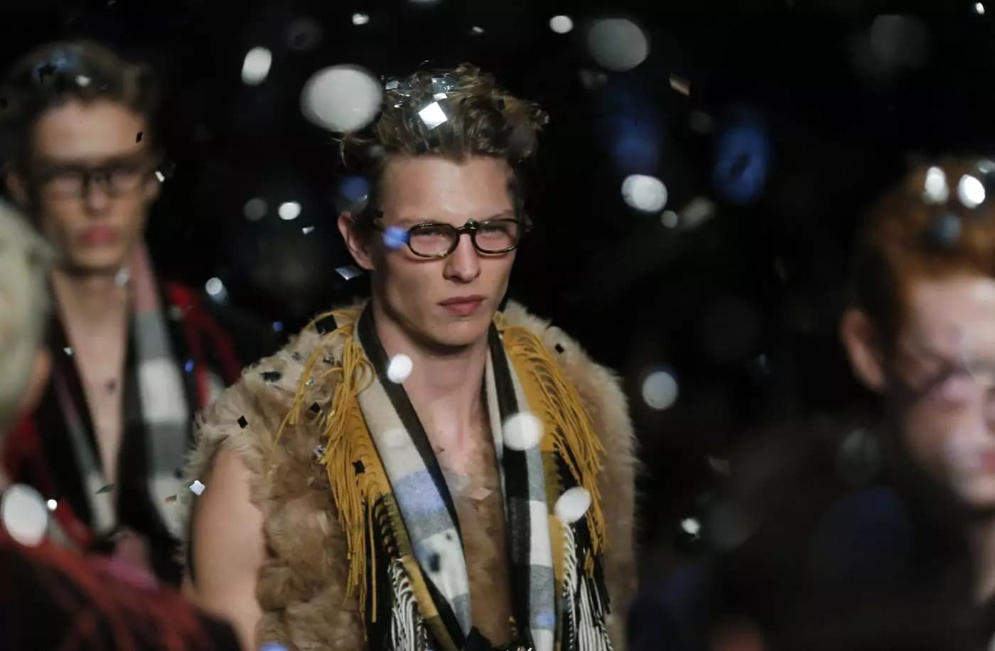 Burberry: la collezione Prorsum autunno/inverno per uomo [FOTO]