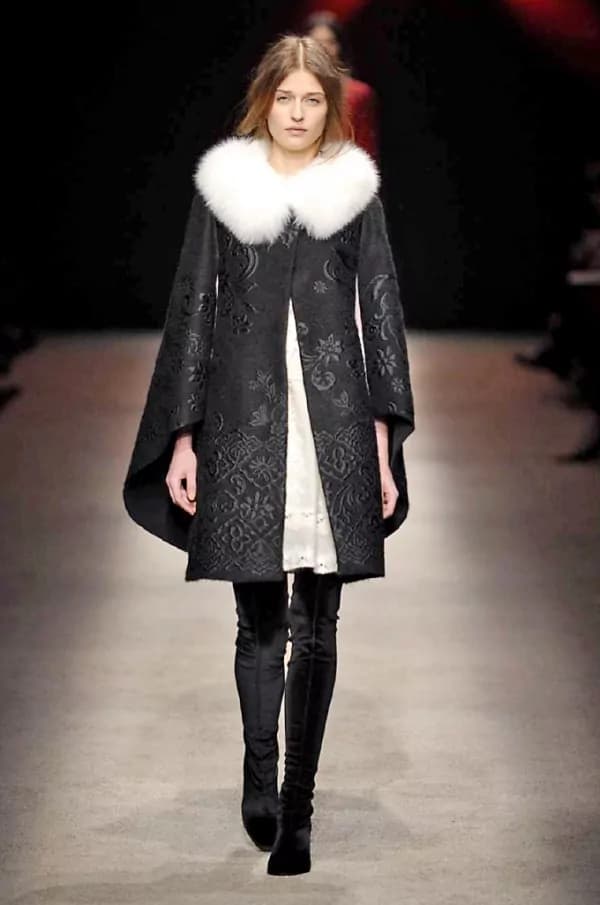 Milano Fashion Week 2015: Alberta Ferretti si rifà al Rinascimento