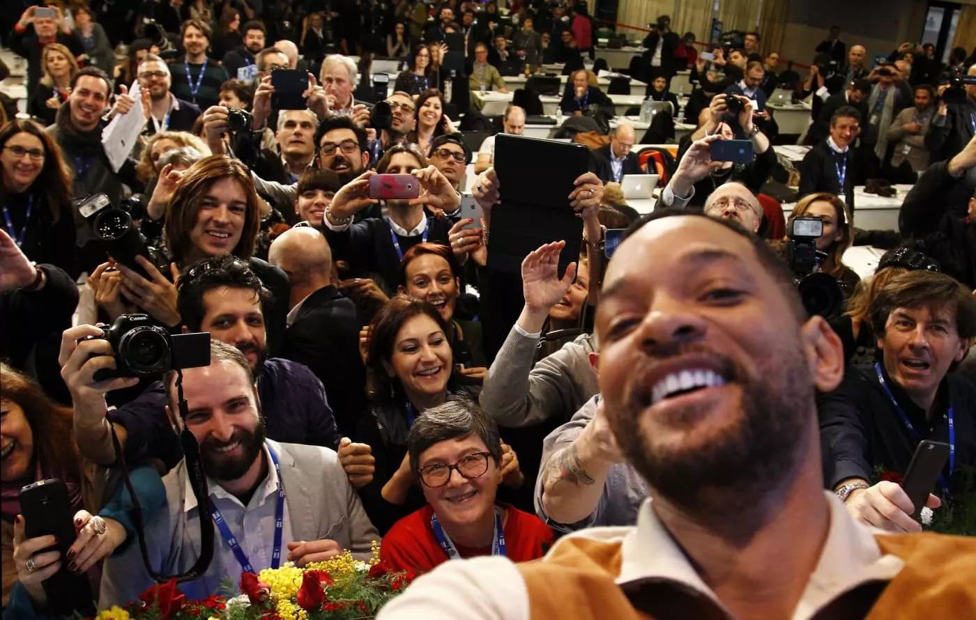 Will Smith in Conferenza Stampa a Sanremo: a tu per tu con la fotocamera fra selfie e risate [FOTO]