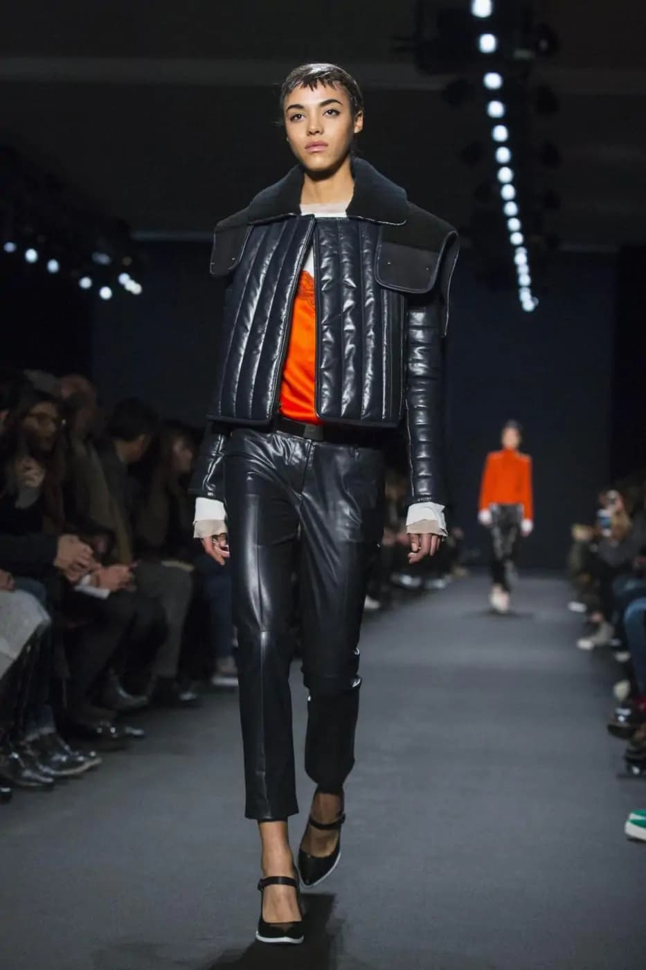 New York Fashion Week, sfilata Rag & Bone Fall Winter 2015: “austerità eccentrica” dalle linee essenziali domina la passerella