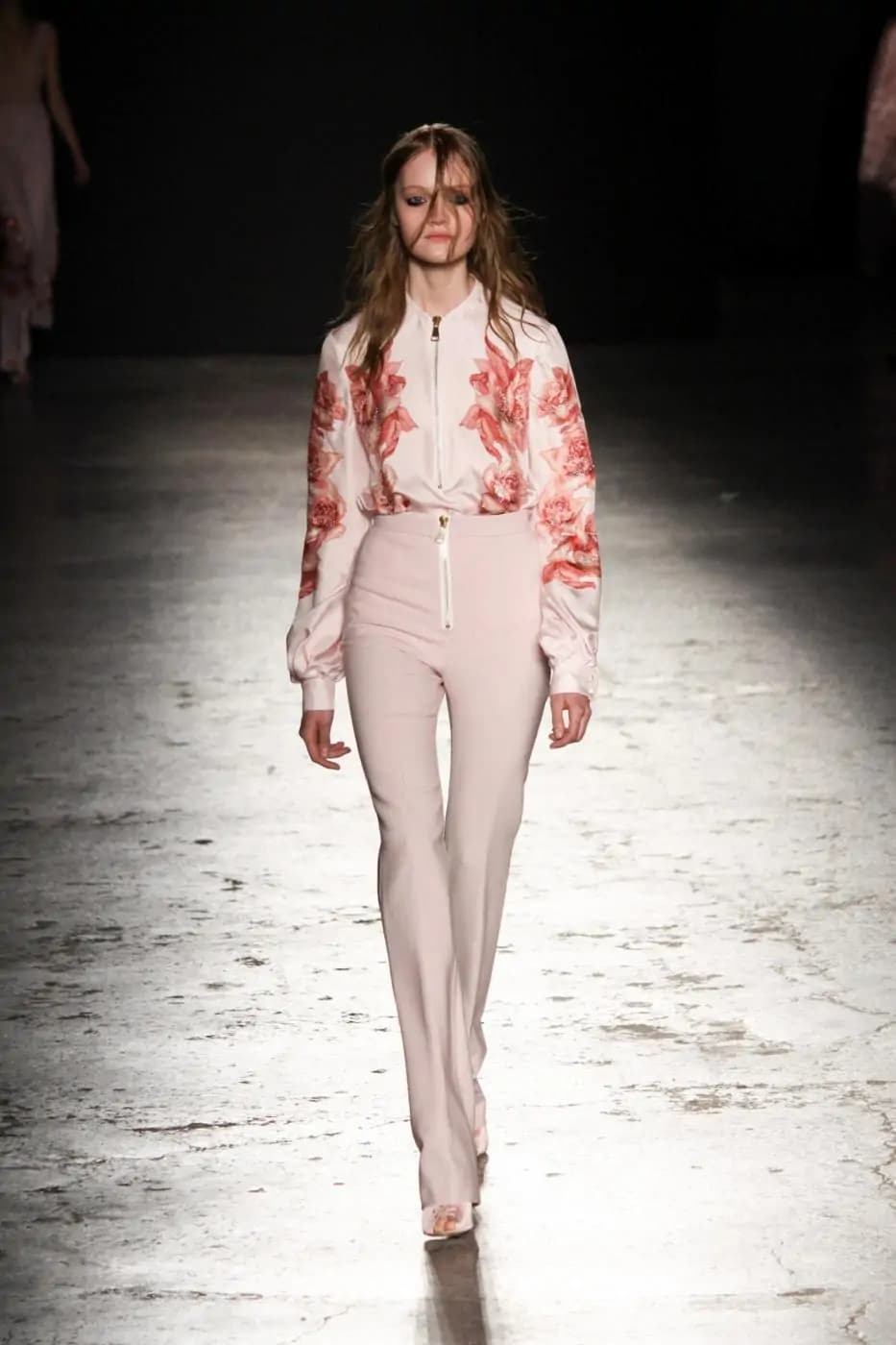 Milano Fashion Week 2015: Francesco Sconamiglio porta in passerella le rose [GALLERY]
