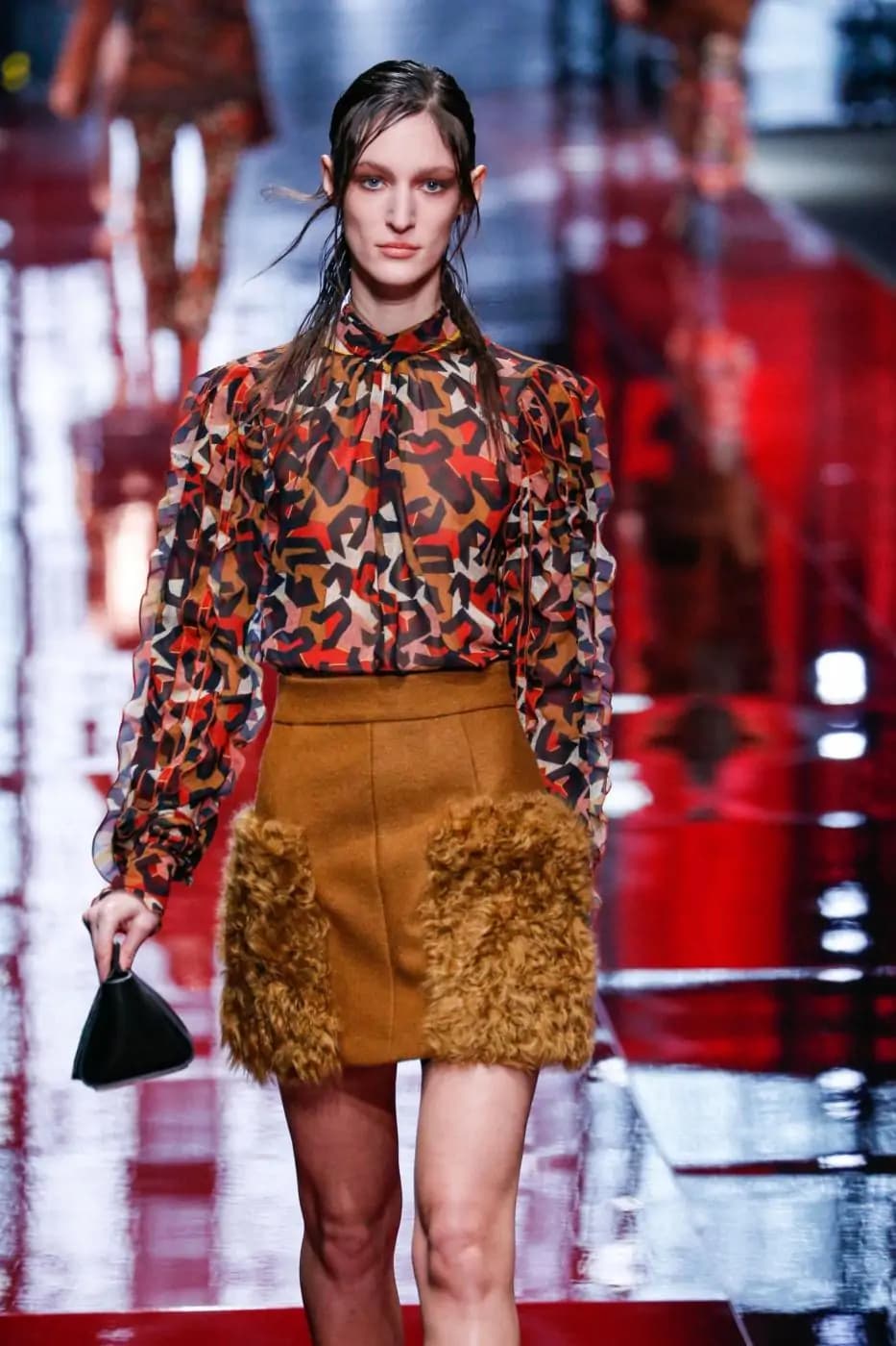 Milano Fashion Week 2015: ruggine senape e bordeaux per Just Cavalli [GALLERY]