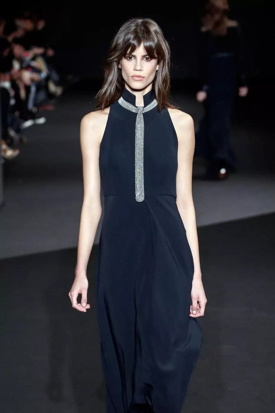 Milano Fashion Week 2015: collezione total black per Costume National [GALLERY]