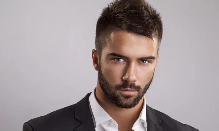 Uomini, più sexy con la barba: ma è un pericolo sia per lei che per lui, ecco perché