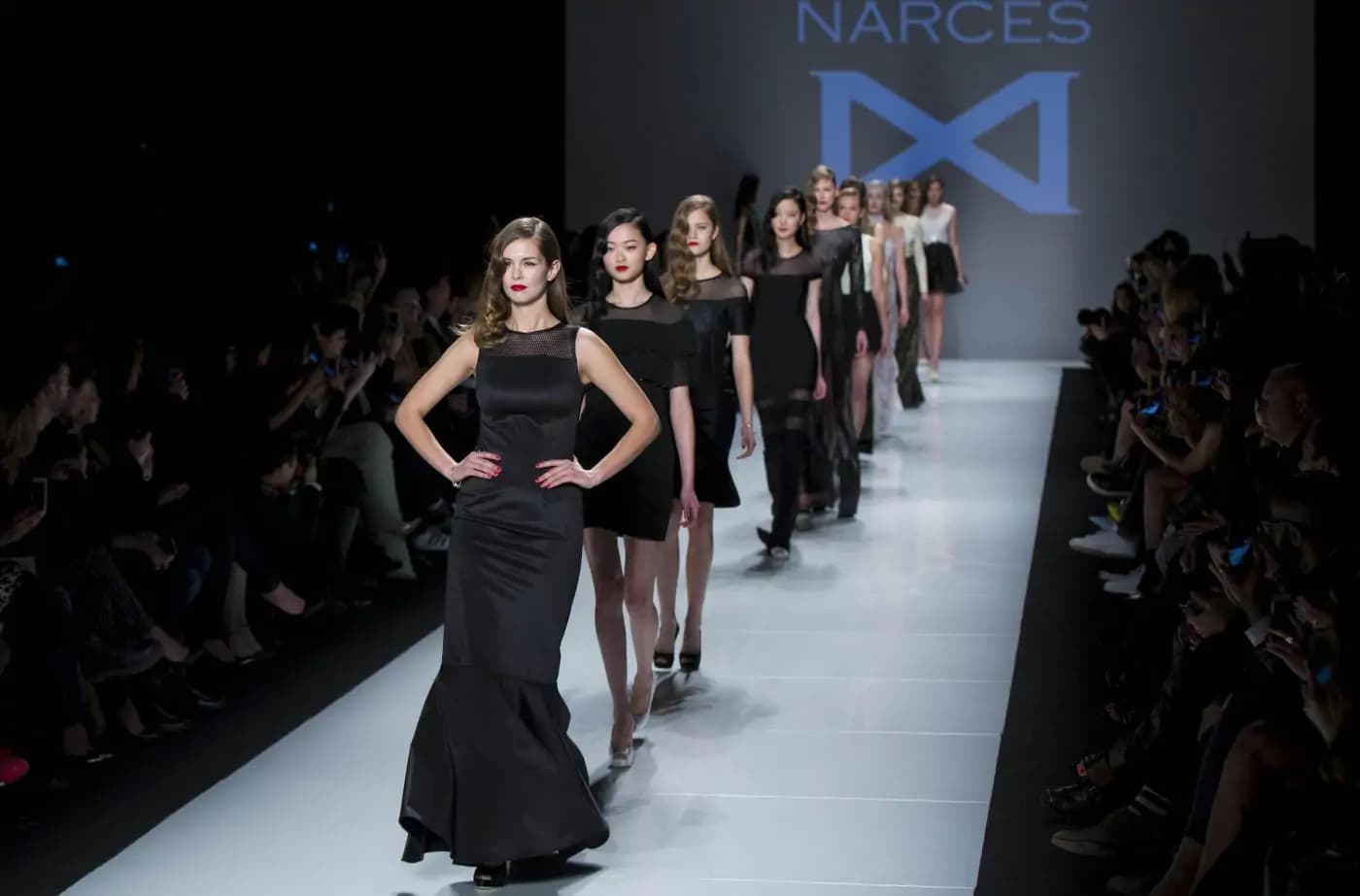 Sfilate a Toronto: collezioni fall winter 2015/2016 alla Fashion Week canadese [GALLERY]