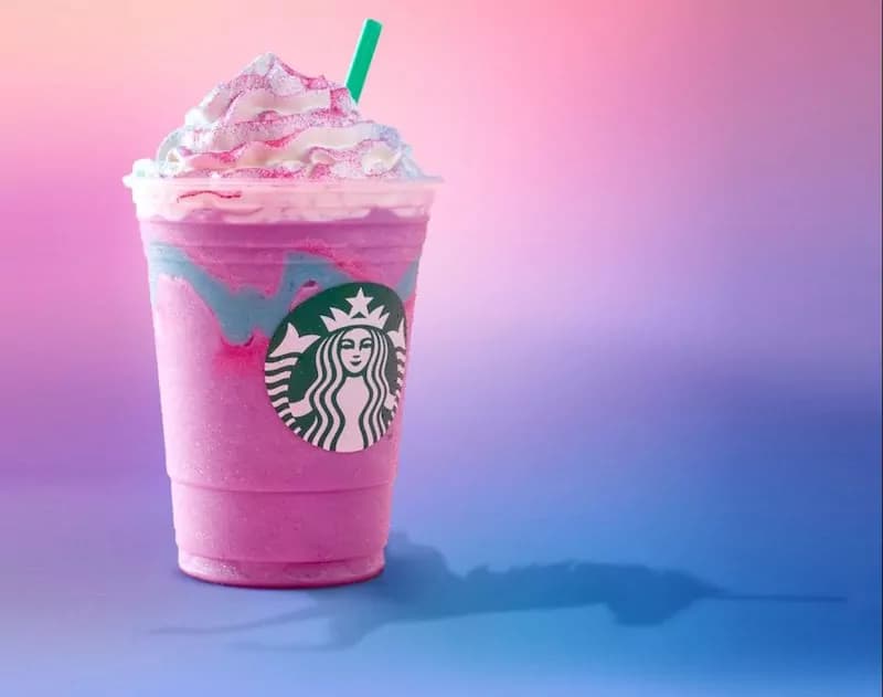Audace la proposta di Starbucks che crea il frappuccino unicorno
