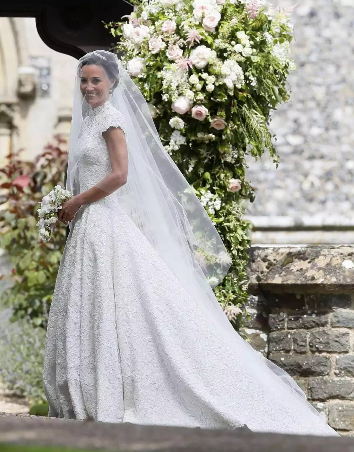 Pippa Middleton va all’altare con il finanziere James Matthews