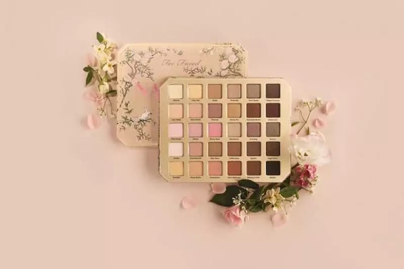 Too Faced lancia una linea dalle dolci fragranze per questa estate