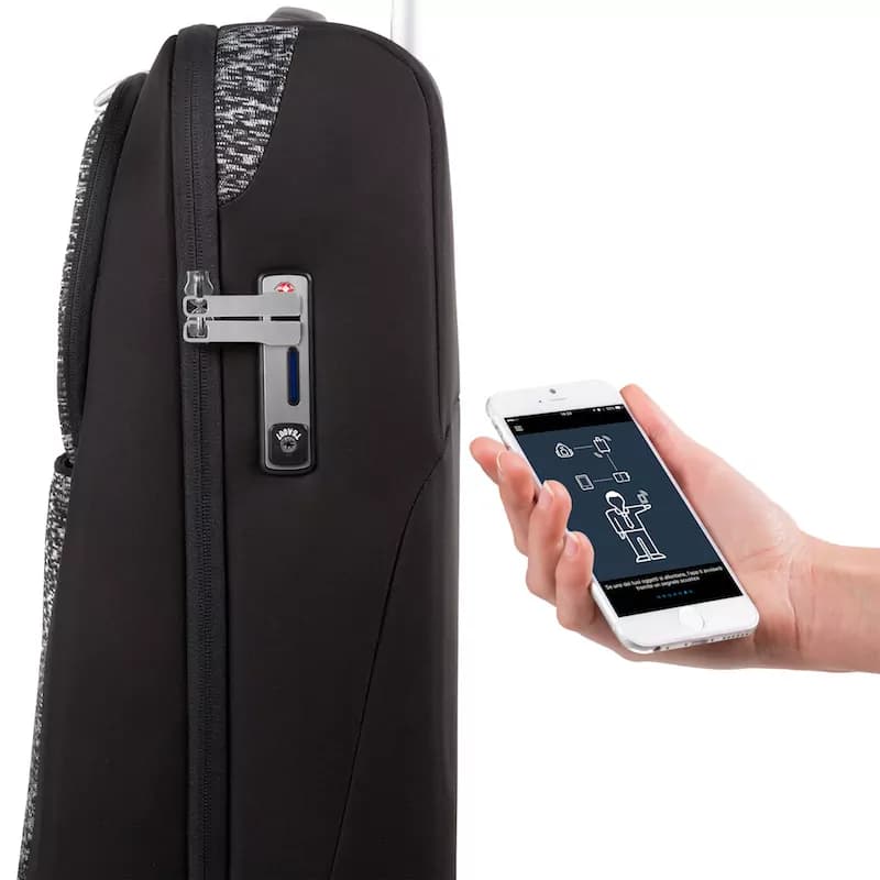 Piquadro presenta i nuovi zaini e trolley Bagmotic