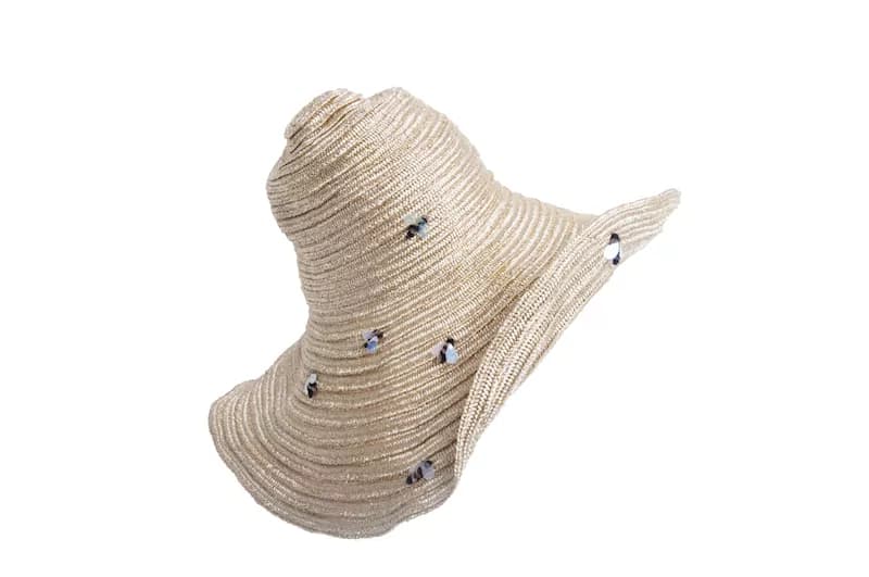 Patrizia Fabri e le api, la collezione della hat maker romana sarà esposta a Parigi