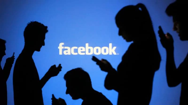 Uno studio rivela che Facebook ci rende infelici e meno in salute