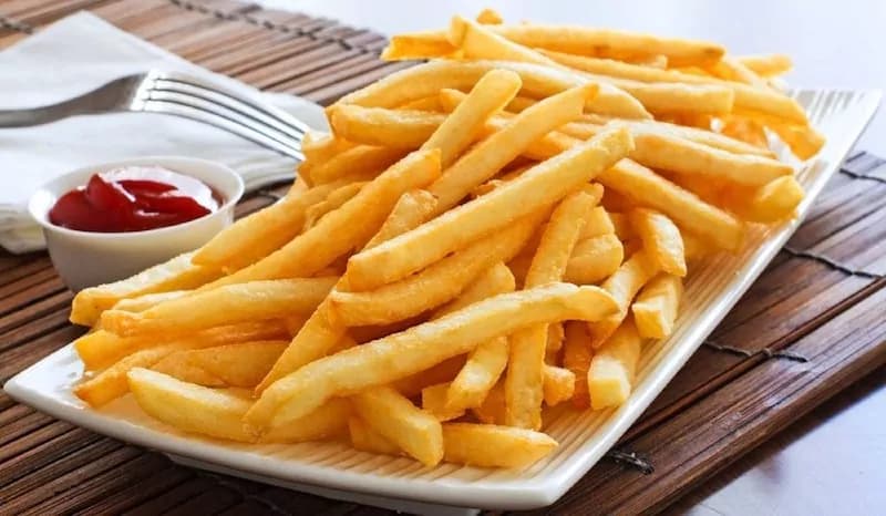 Le patatine fritte mangiate due volte alla settimana raddoppiano il rischio di mortalità