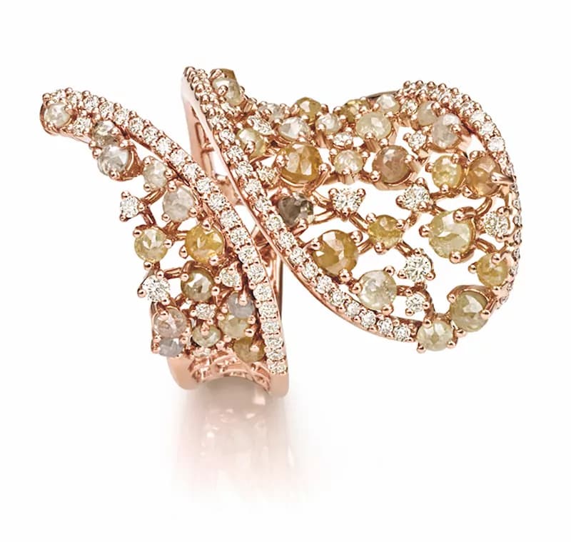Giovanni Ferraris ha conquistato a Las Vegas il Couture Design Award con i favolosi orecchini  Titanium