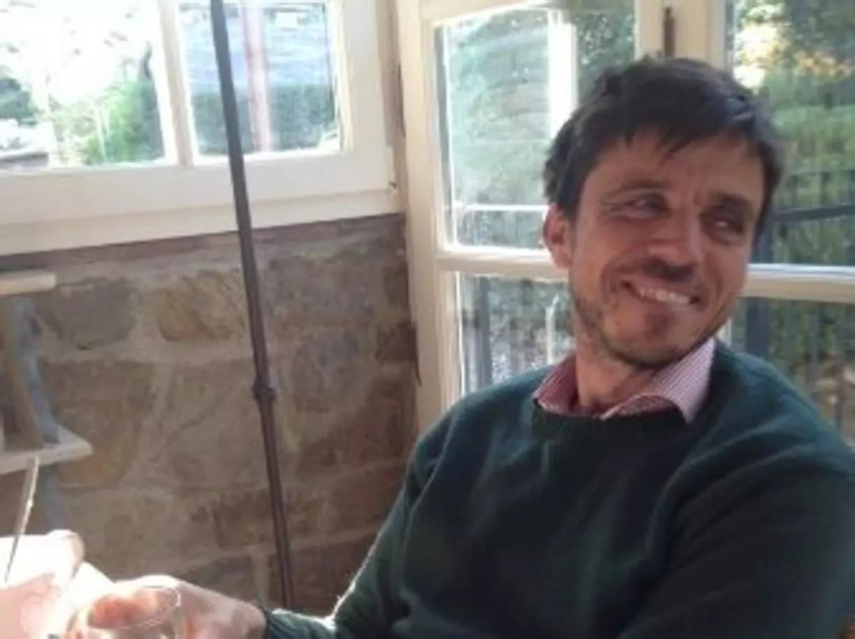 E’ standing ovation social per il ricercatore che ha fatto scoppiare il caso “concorsi truccati”