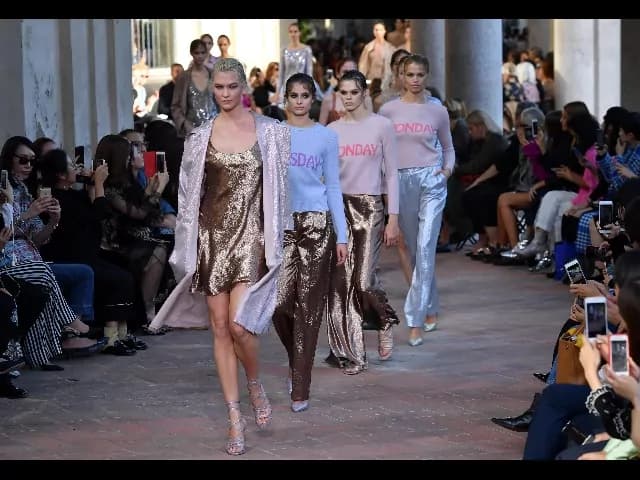 Ferretti: va in scena una leggerezza “più adulta e sicura, meno pretty e ragazzina”