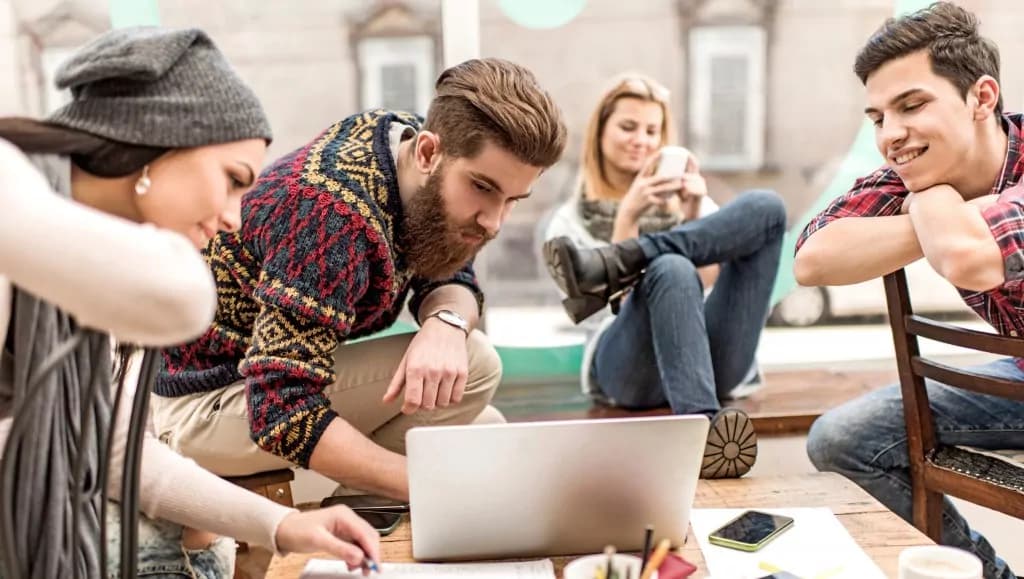 500 euro ai 18enni, arriva il bonus