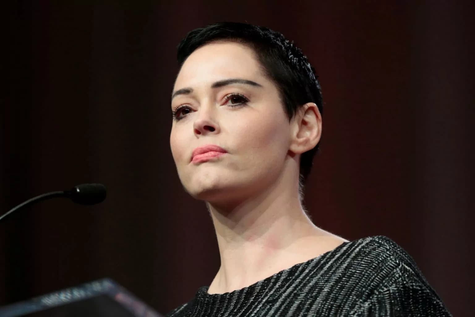 Caso Weinstein: l’attrice McGowan ha rifiutato un milione di dollari offerti per tacere