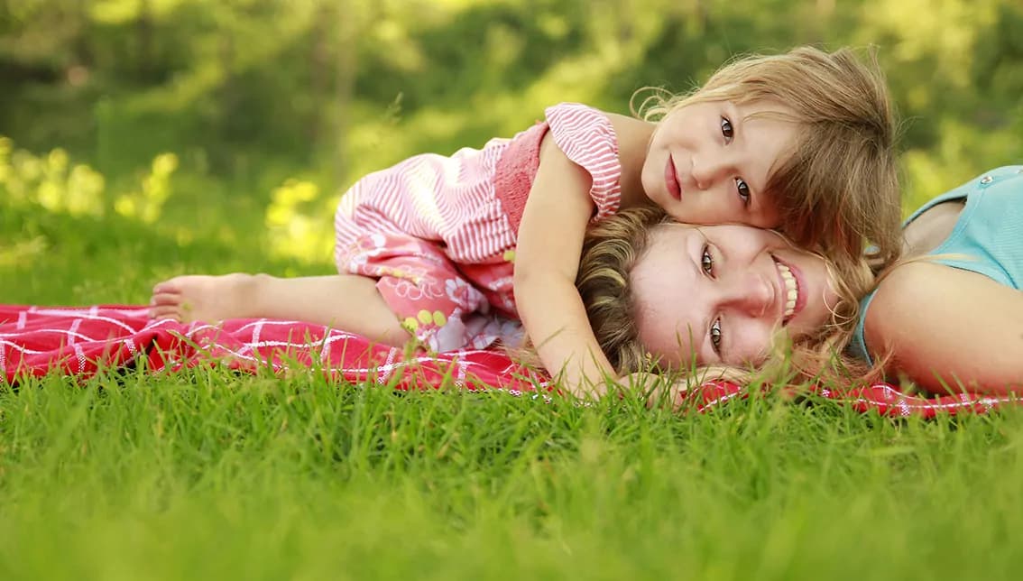 Babysitter, quanto è importante il look nella scelta della tata?